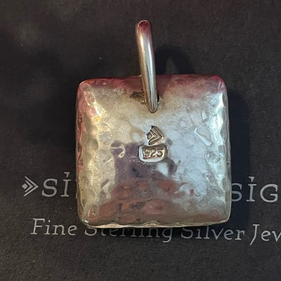 Silpada S1118 Iconic Puffy Hammered Square Pillow Sterling Silver Pendant - Picture 10 of 14
